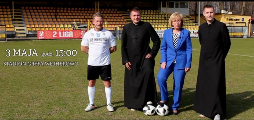3 maja w Wejherowie. Samorządowcy powiatu zagrają z duchownymi w charytatywnym meczu na stadionie Gryfa Wejherowo