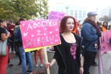 II marsz pro choice. Protestujący wyszli na ulice z okazji Dnia Bezpiecznej Aborcji 