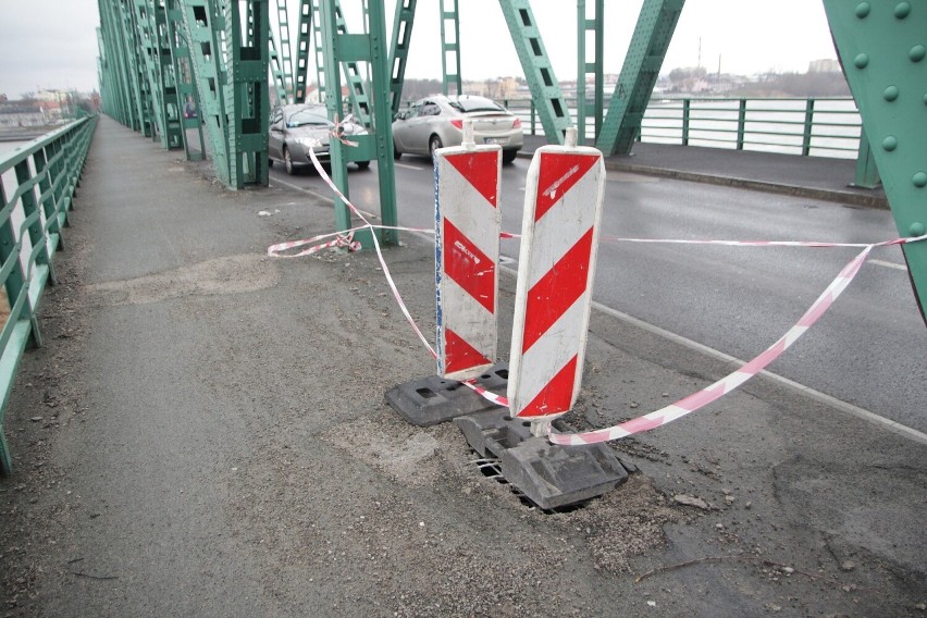 Remont mostu stalowego we Włocławku zaplanowano na 2023 rok....