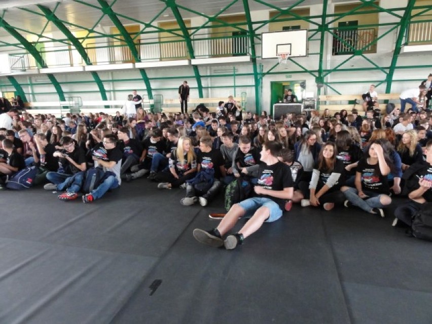 Pruszcz Gdański: Tysiąc uczniów z powiatu gdańskiego wzięło udział w akcji "Stop dopalaczom"