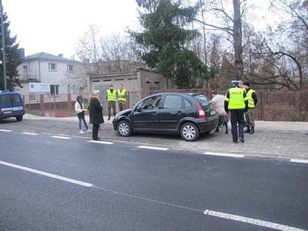 Policja w Lublińcu wraz z młodzieżą kontrolowała kierowców