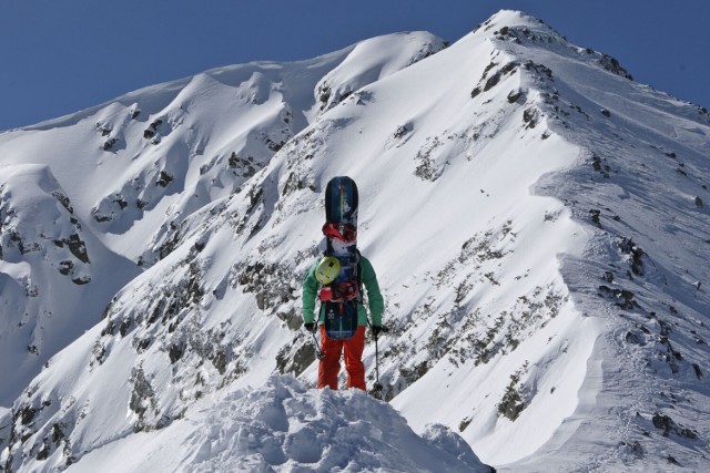 38 -letni Ali Olszański, pochodzący z Krakowa snowboardzista i miłośnik gór, na jeden ze swych wypraw