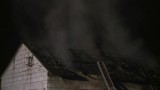 Tragiczny pożar w w Piaskach. Jedna osoba zmarła, druga poparzona trafiła do szpitala [WIDEO]