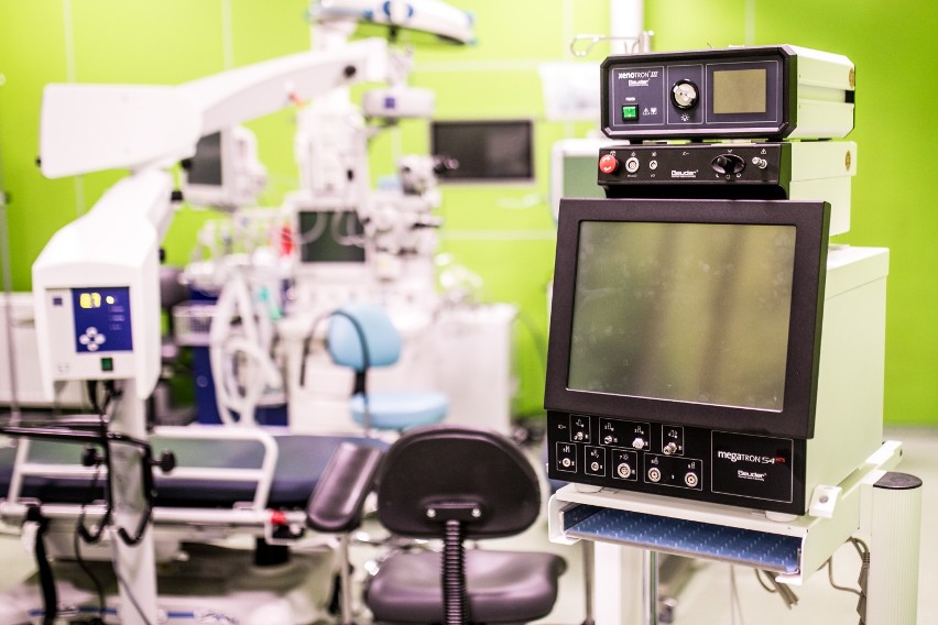 Urząd Marszałkowski kupił dla szpitala we Włocławku aparaturę do ultradźwiękowego usuwania zaćmy [zdjęcia]
