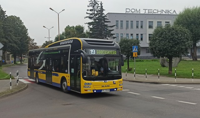 Autobus linii nr 19 nie jeździ już ulicą Ułańską i Bankową