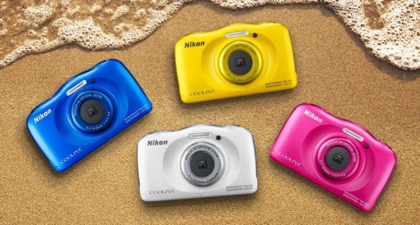 Nikon Coolpix S33 colors