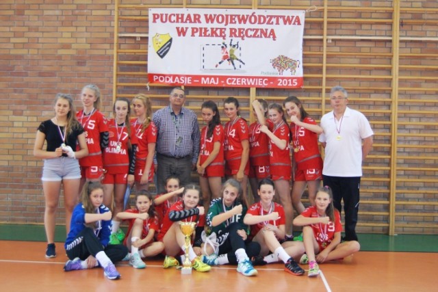 Po zaciętych sportowych bojach w eliminacjach, reprezentantki szczypiorniaka z Kolna okazały się najlepsze w Finale Gimnazjady Wojewódzkiej.