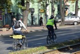 Gmina Olsztyn wybuduje nową drogę ze  ścieżkę rowerową Podpisano umowę