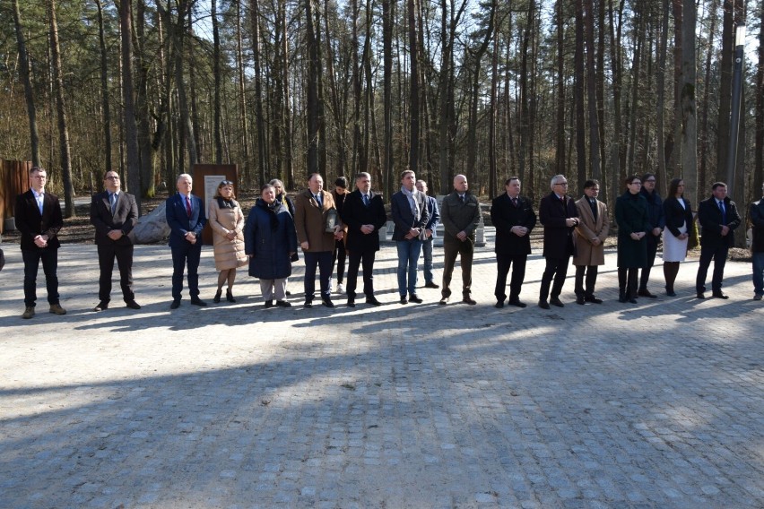 Zakończył się kolejny etap remontu cmentarza wojennego w Lesie Szpęgawskim ZDJĘCIA 