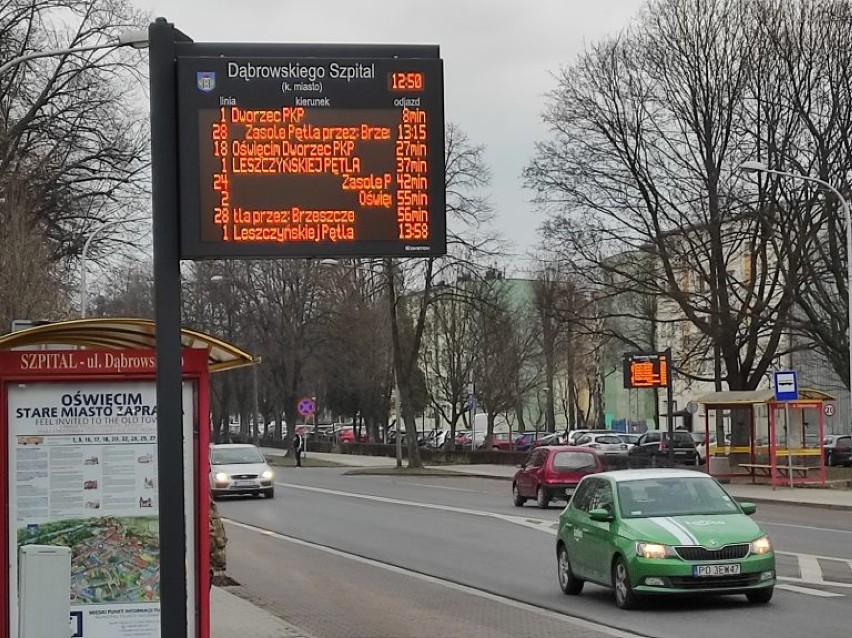 Na przystankach w Oświęcimiu zaczęły działać tablice...