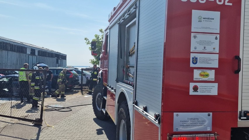 Pożary, wypadki, tonięcia: łącznie 24 wyjazdy puckich strażaków do zdarzeń na terenie powiatu puckiego podczas długiego weekendu w Boże Ciało 2023