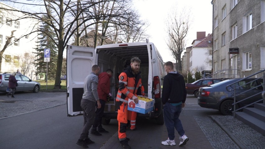 Koronawirus w Opolu. CH Karolinka i Solaris przekazały...