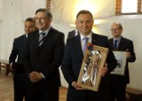 Malbork. Prezydent Andrzej Duda w zamku: "Aby ten wyjątkowy obiekt przyciągał jak najliczniejszych odwiedzających"