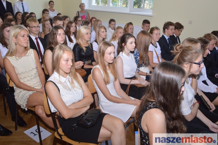 Rozpoczęcie roku szkolnego 2015/2016 w III Liceum im. Marii Konopnickiej we Włocławku