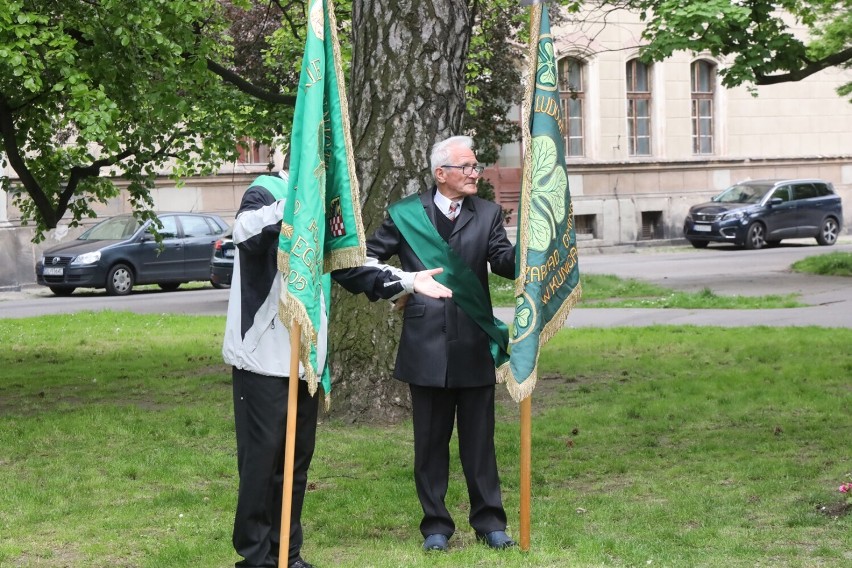 Legnica: Uroczystość PSL przed pomnikiem Wincentego Witosa, zobaczcie zdjęcia