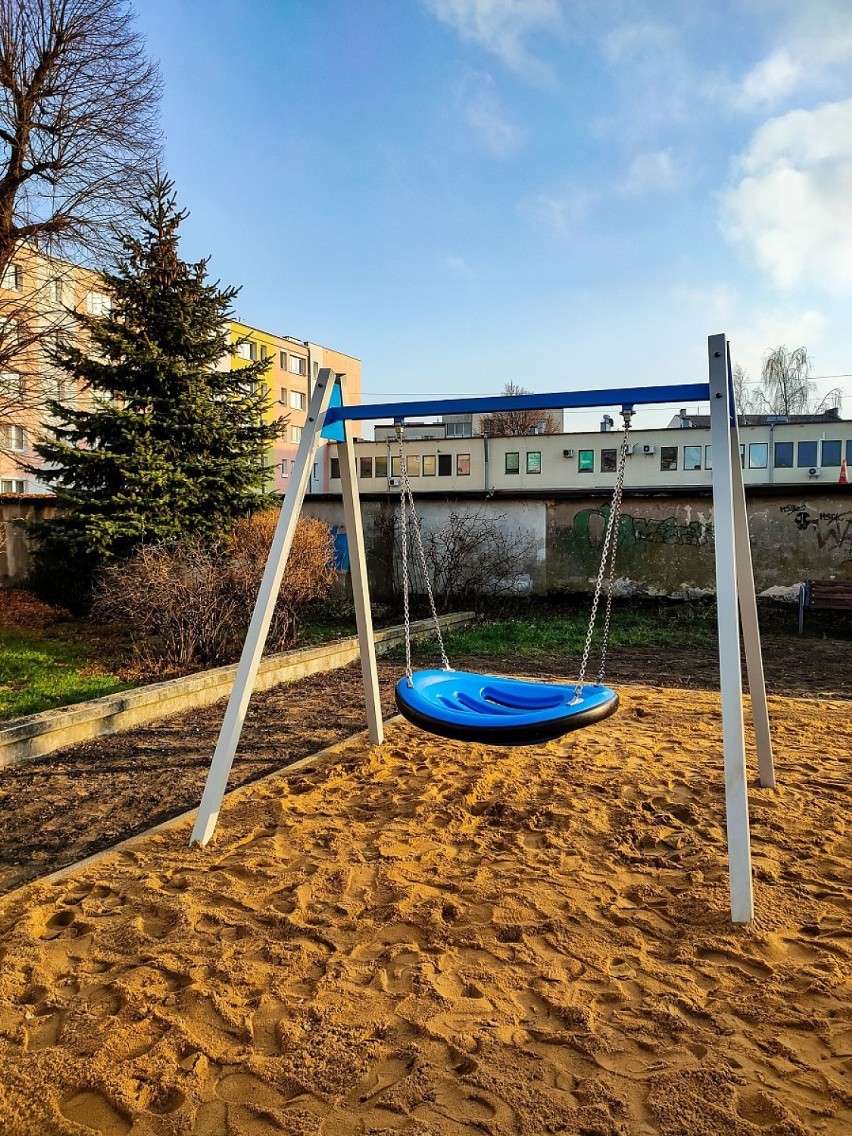 Szkoła Podstawowa nr 4 w Kaliszu ma nowy plac zabaw