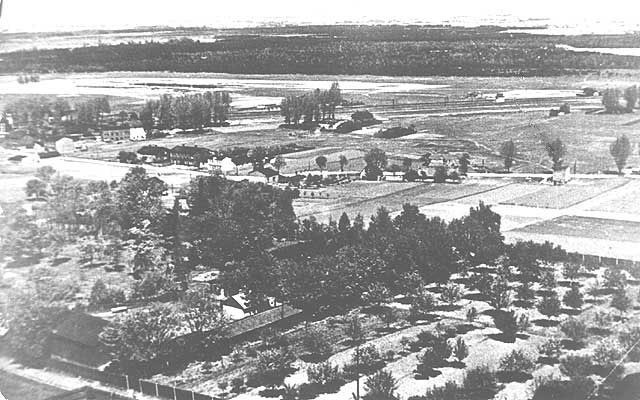 Rok 1943 -widok z kościółka w kierunku północnym