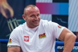 Taki dom ma Mariusz Pudzianowski. Piękna posiadłość z dużym ogrodem [zdjęcia]