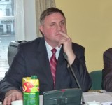 Zatrudnienie radnego miejskiego w MOPS w Łowiczu budzi wątpliwości opozycji