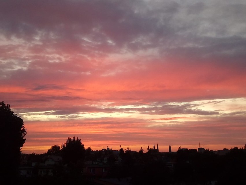 Piękne niebo nad Legnicą! Zdjęcia naszych czytelników!