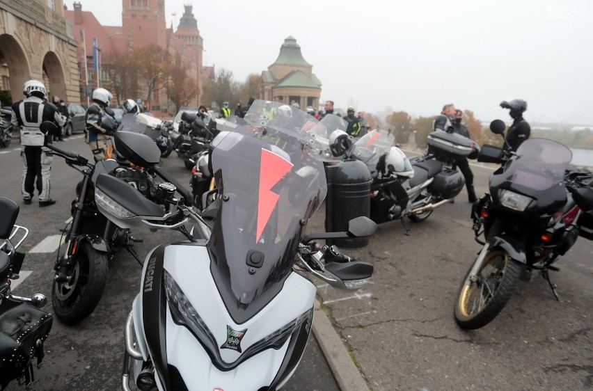 Motocykliście wspierają strajk kobiet - 7.11.2020