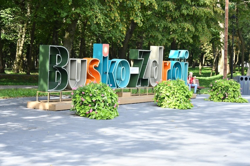Buski Park Zdrojowy był w piątek, 22 września, pełen ludzi...