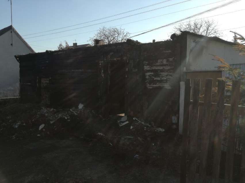 Rodzina z Kielc w pożarze straciła wszystko. Można pomóc. Jest już specjalne konto [ZDJĘCIA]