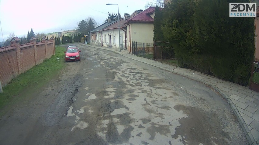 Ulica Poniatowskiego przed remontem.