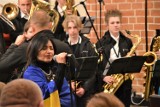Jedność Goleniowa z Ukrainą. Pełen kościół na koncercie Wood & Brass Band