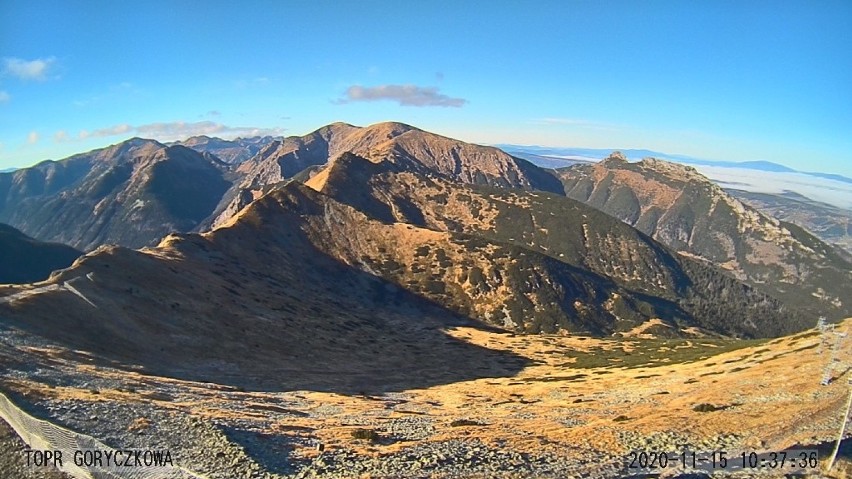 Tatry. Cudowna pogoda w górach. Piękne słońce i piękne widoki. Sporo ludzi na szlakach [ZDJĘCIA]