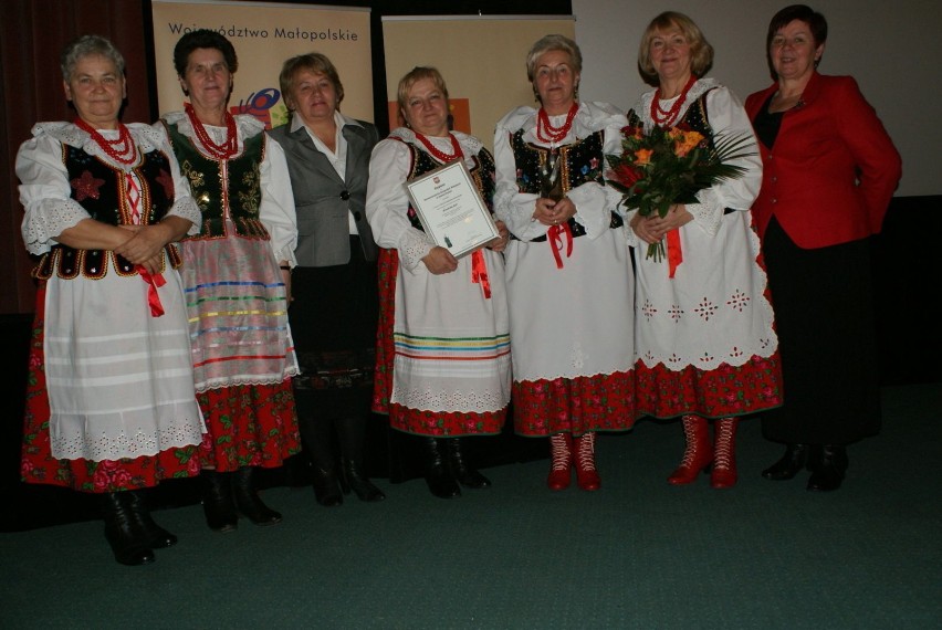 Nagrodzone - laureatki ze Stowarzyszenia Gospodyń Wiejskich...