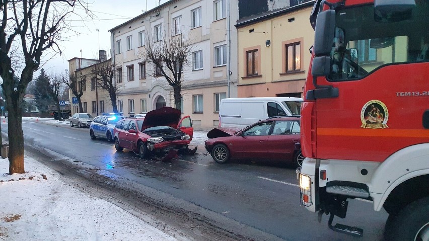 Kierowca renault biorącego udział w kolizji w Zelowie był...