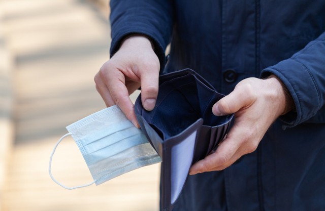 Inflacja we wrześniu wyniosła aż 5,9 proc., a jej skutki odczuwają wszyscy. Co podrożało najbardziej? Sprawdź na kolejnych slajdach.