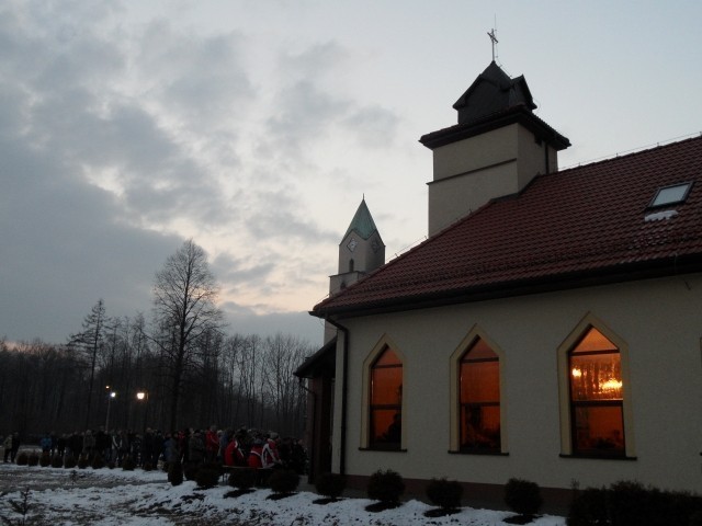 Orzesze: Wielki Piątek w kaplicy parafii pw. św. Jana Chrzciciela w Jaśkowicach