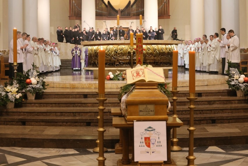 Biskup pomocniczy Gerard Bernacki zmarł nagle 21 grudnia w...