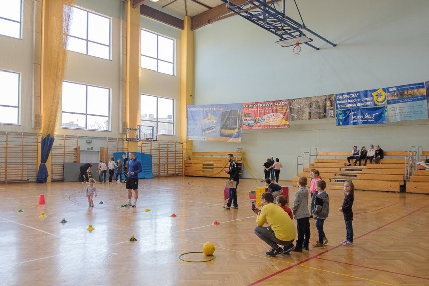 Tarnów. Ferie na sportowo w hali TOSiR-u [ZDJĘCIA]