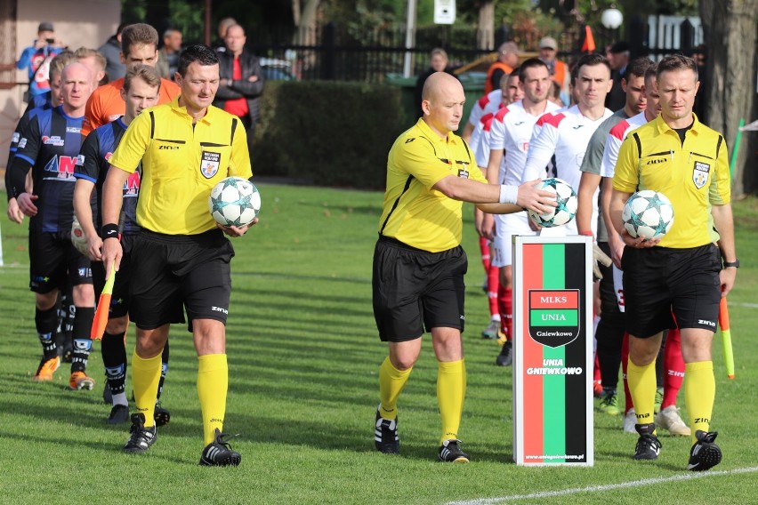 Unia Gniewkowo - Zawisza Bydgoszcz 0:1 w 13. kolejce 4. ligi [zdjęcia]