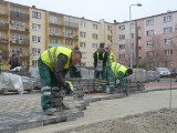 Budują parkingi na bełchatowskich osiedlach