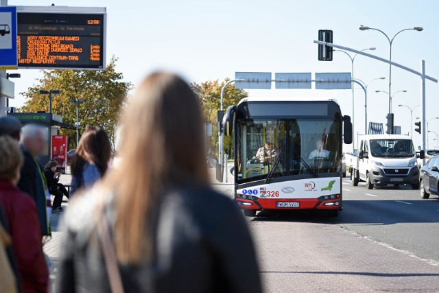 O zmiany w kursowaniu linii G10 poprosili sami podróżni.