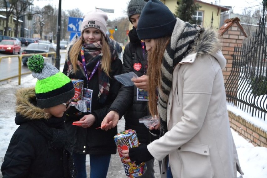 Pruszcz Gdański: WOŚP. Wolontariusze kwestowali na ulicach