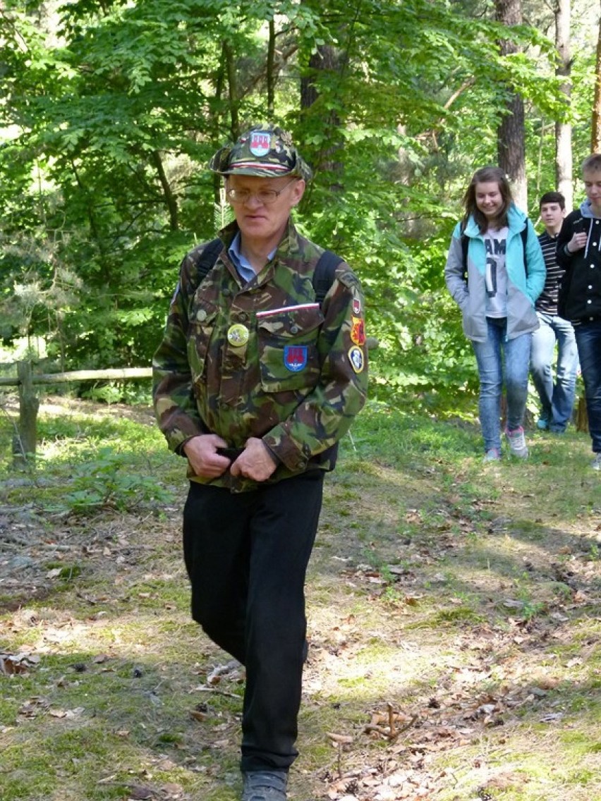 Rajd przyrody PTTK w Sieradzu 2015. Turyści tym razem...