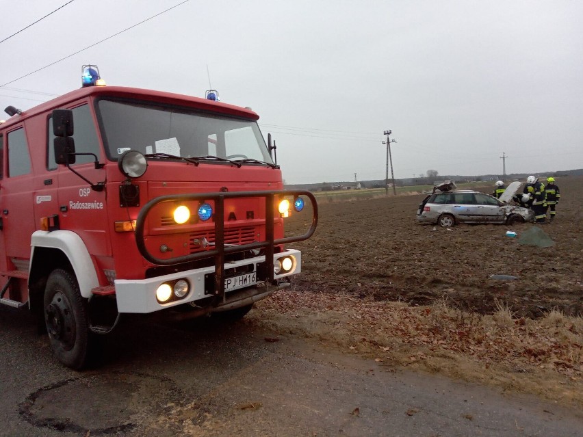 Śmiertelny wypadek w Radoszewicach. Zginął 58-letni kierowca 