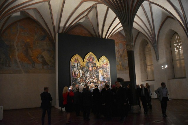 W ramach wystawy "Nigra crux, mala crux" wystawione zostały tylko dwa eksponaty. Dwa obrazy - "Dies Irae" (na zdjęciu" oraz "Panorama bitwy pod Grunwaldem".