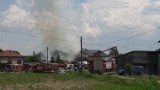 Pożar domu i stolarni przy ul. Zamłynie w Bielanach [ZDJĘCIA]