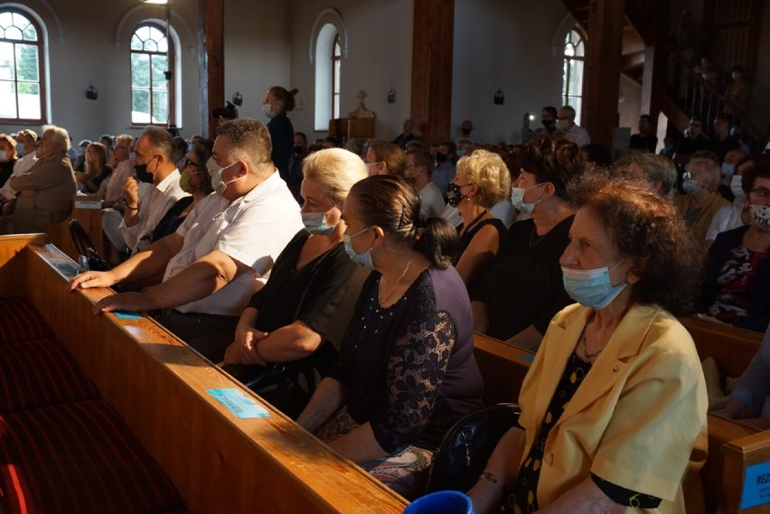 Pniewy. Przepiękny koncert Zespołu Pieśni i Tańca "Śląsk"