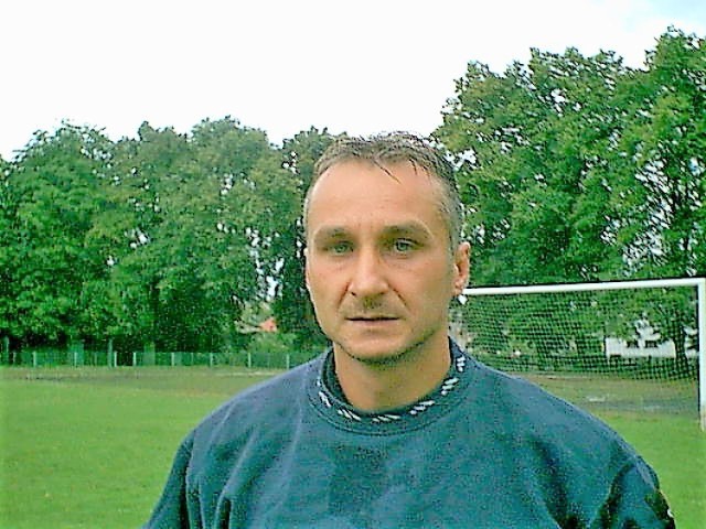 Z archiwum kibica klasy okręgowej - Miejski Klub Sportowy Syrena Zbąszynek: Andrzej Marciniak, bramkarz, ur. 1966  