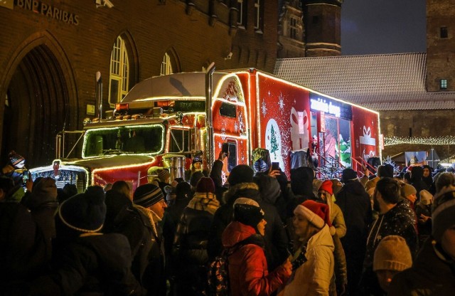 Tak to wyglądało w Gdańsku! Świąteczna ciężarówka Coca-Coli zgromadziła prawdziwe tłumy. Coraz bliżej święta!