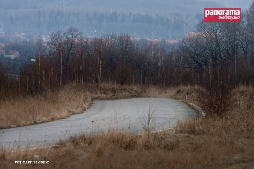 Niedokończony odcinek zachodniej obwodnicy Wałbrzycha,...