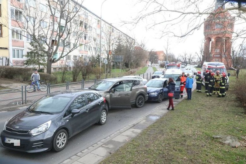 Wypadek karetki we Wrocławiu