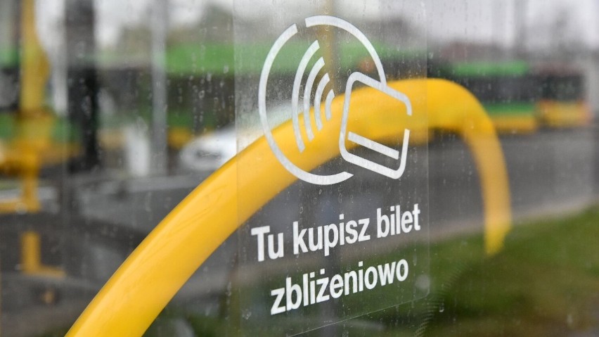 Jak dotąd nowe urządzenia pojawiły się w 60 tramwajach